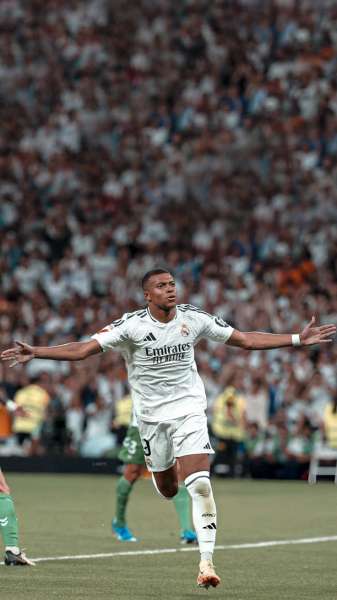 مبابي يفجر الجدل داخل ريال مدريد: اصبحت المهاجم الرابع في الفريق
