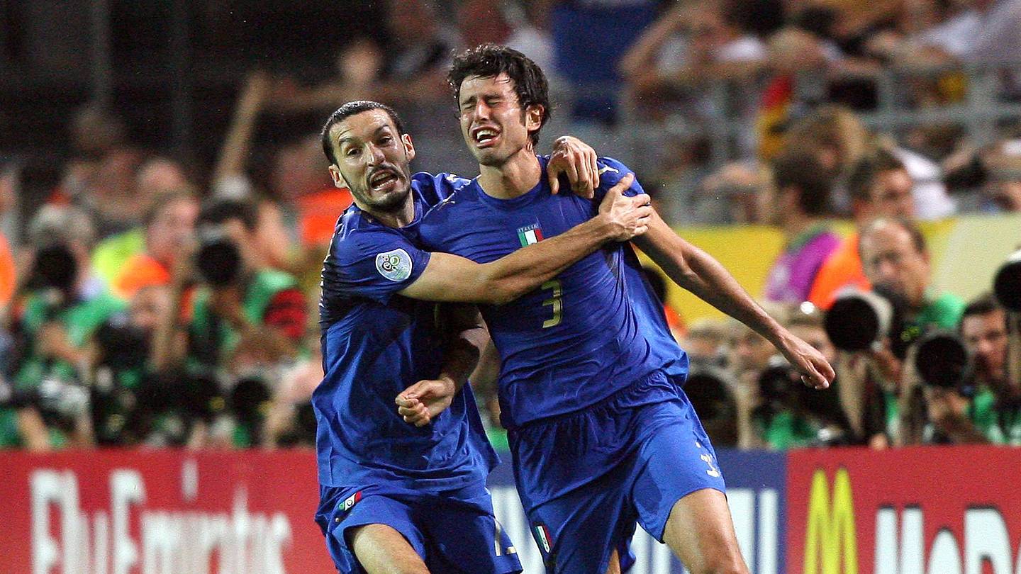 أغرب احتفالات الأهداف في تاريخ كأس العالم تشعل مواقع التواصل
