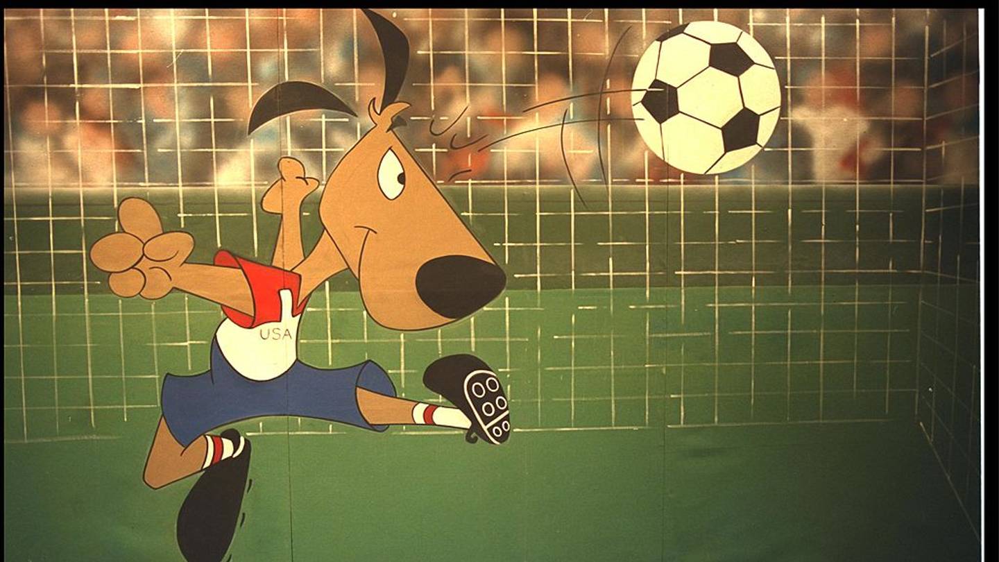 سترايكر الكلب الذي خطف الأضواء في مونديال أمريكا 1994