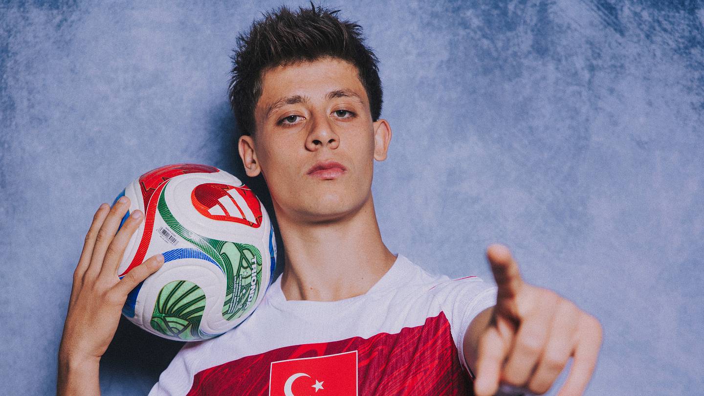 10 نجوم يراقبهم تشيلسي في كأس العالم 2026