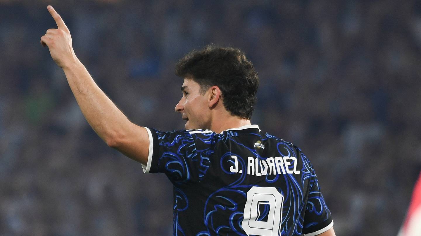10 نجوم يراقبهم أرسنال في كأس العالم 2026