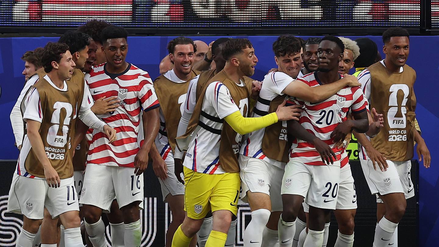 أبرز ثلاثة لاعبين في منتخب أمريكا لمواجهة أستراليا بكأس العالم