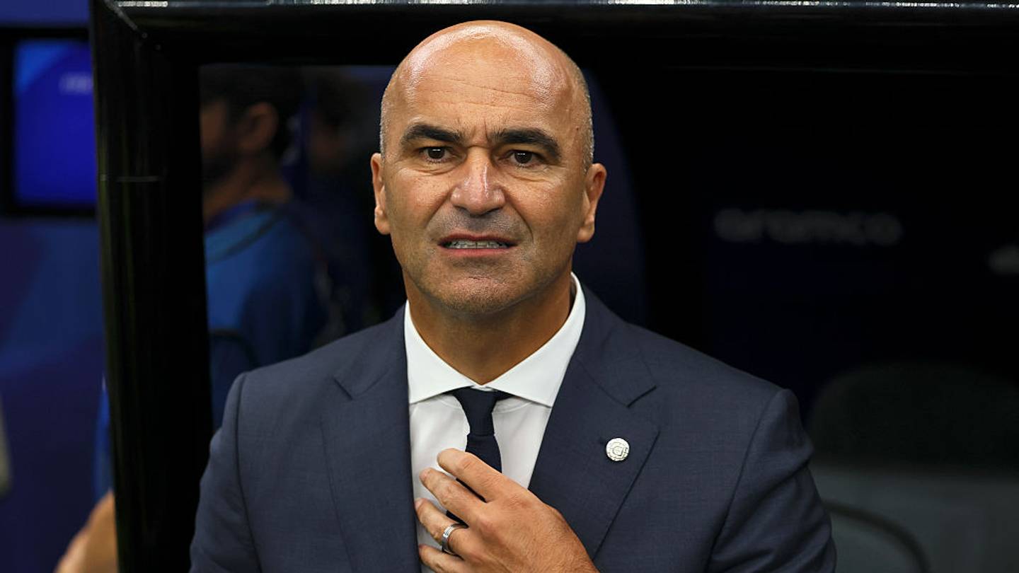 روبرتو مارتينيز يعلن رحيله عن تدريب منتخب البرتغال بعد خروج مخيب من كأس العالم