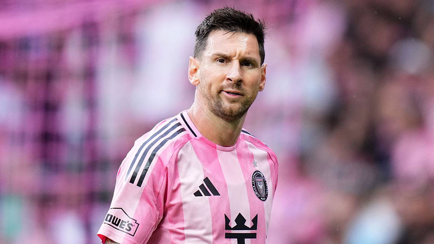 غياب ميسي ودي بول عن إنتر ميامي حتى منتصف أغسطس بعد كأس العالم