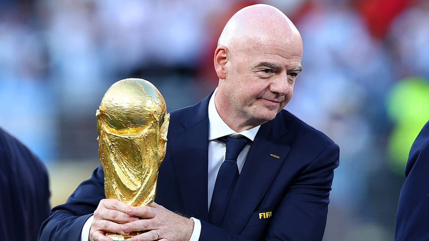 كونكاكاف ترفض خطة فيفا لبيع أسهم كأس العالم وتطالب بحوكمة شفافة لكرة القدم