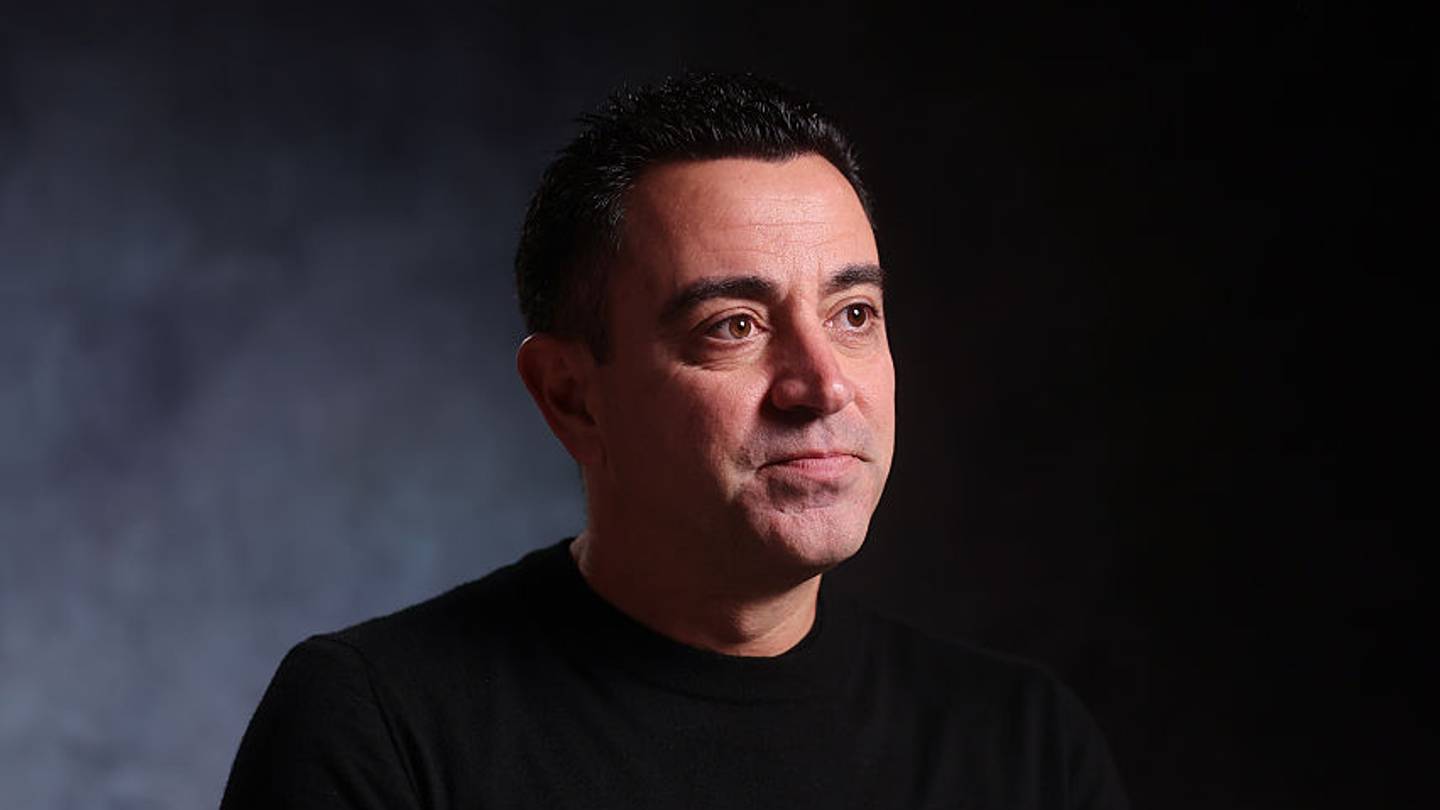 تشافي يتولى تدريب منتخب هولندا بعقد يمتد حتى مونديال 2030