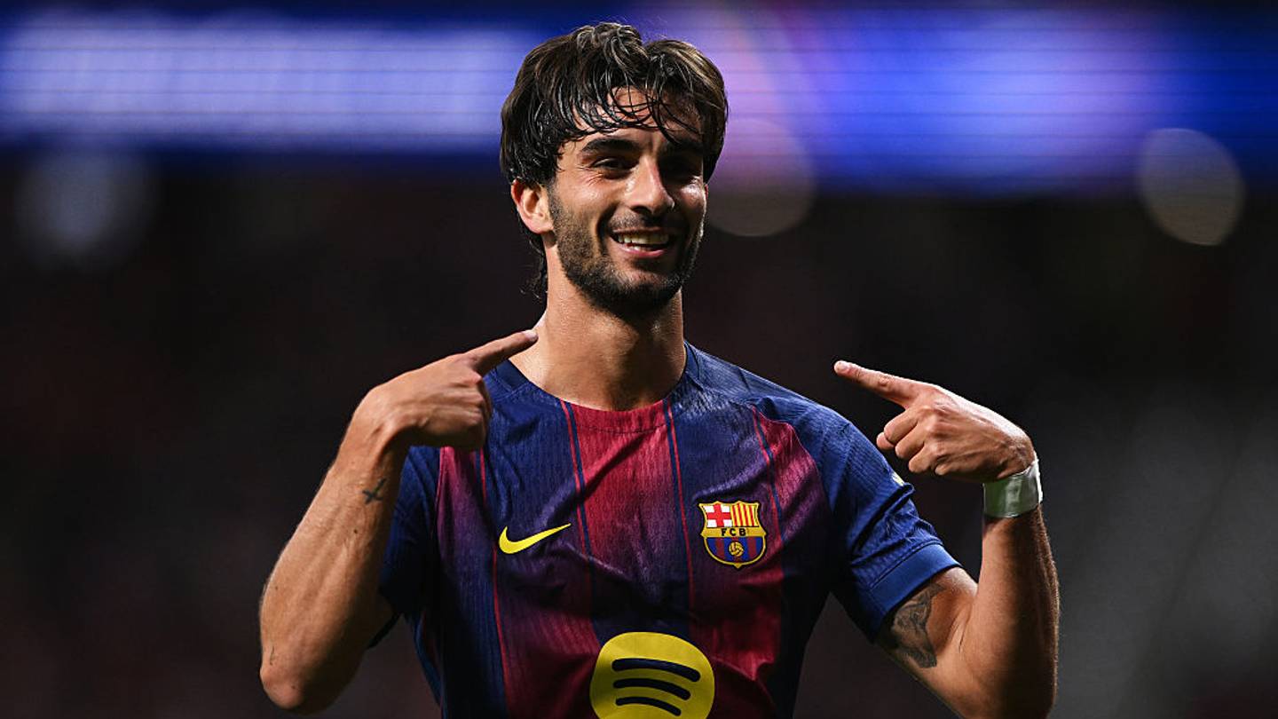 برشلونة يواجه أزمة هجومية بعد اقتراب انتقال فيران توريس إلى باريس سان جيرمان