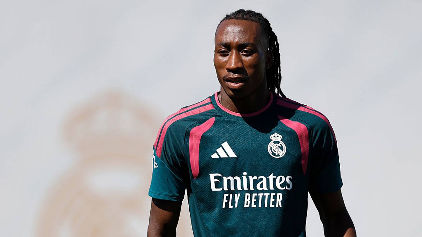 ريال مدريد يعلن أرقام قميص لاعبيه الجدد ويؤكد اكتمال قائمة الموسم الجديد