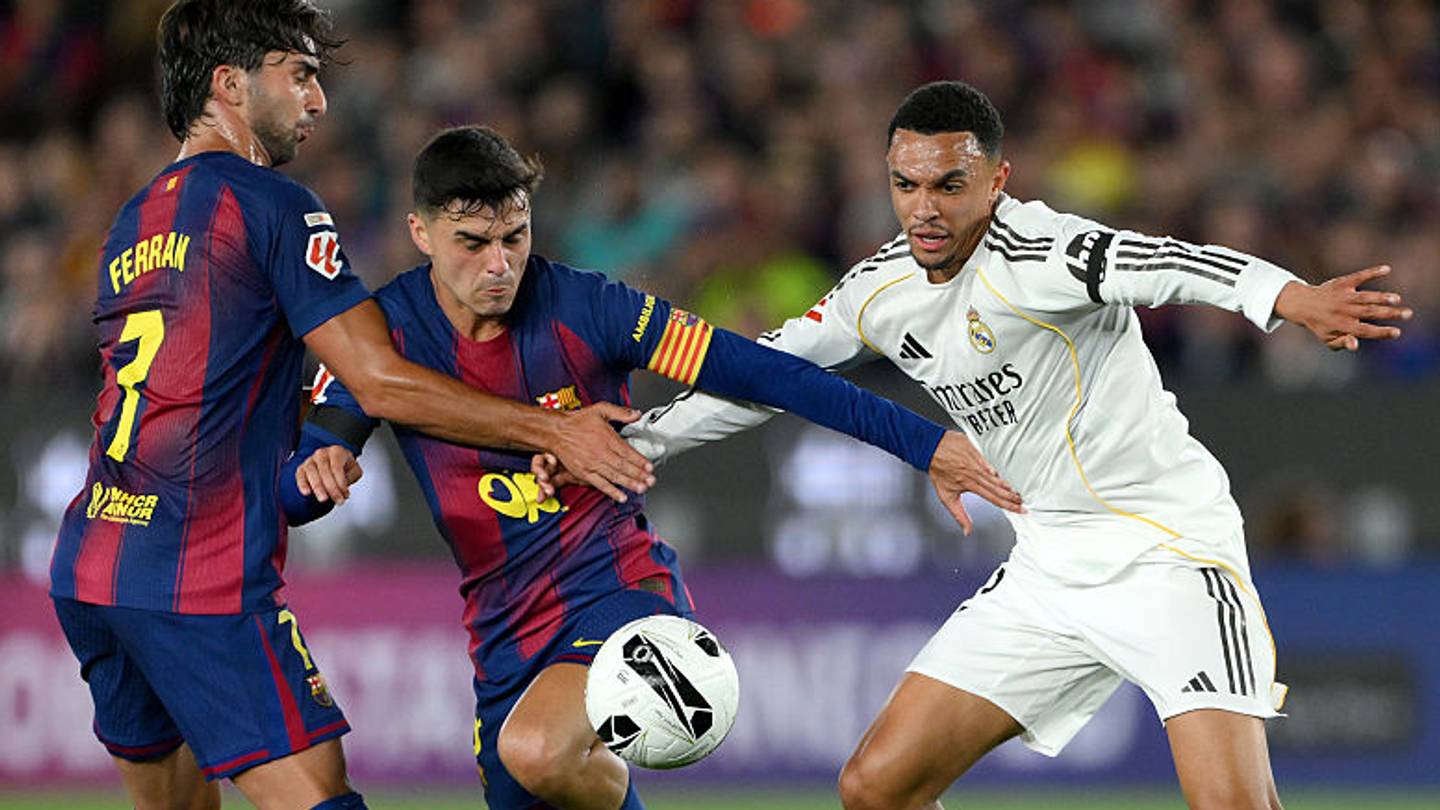 تأجيل مباريات برشلونة وريال مدريد في انطلاق الدوري الإسباني بسبب مشاركة اللاعبين في كأس العالم