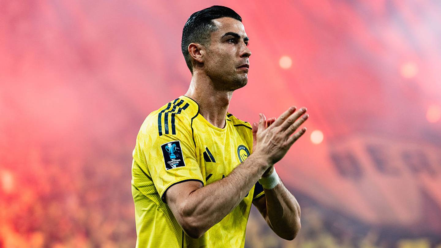 رونالدو يلمح إلى اعتزاله بعد موسم 2026–27 مع هدفه الألف في الأفق