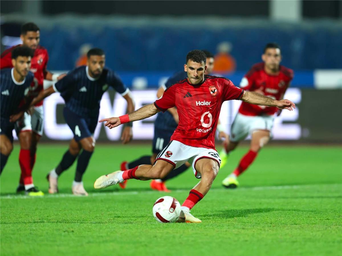 أحمد الشناوي يعلن صحة ركلة جزاء الأهلي أمام الشرقية إنبي