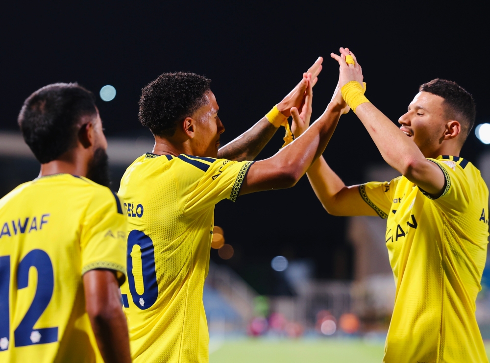 النصر يكتب التاريخ: سلسلة تهديفية قياسية تطيح برقم الهلال في الدوري السعودي!