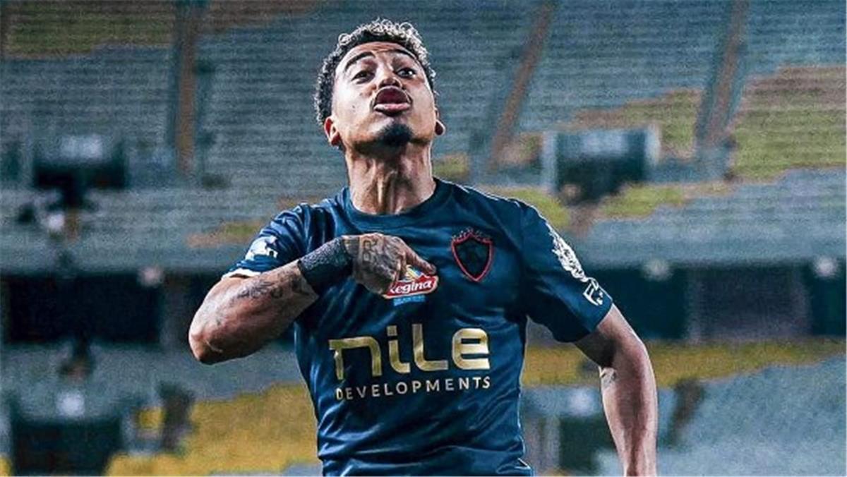 شوبير يكشف آخر مستجدات أزمة بيزيرا وغيابه عن الزمالك حتى الآن