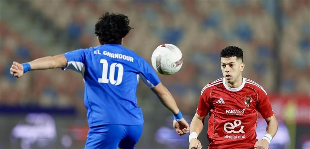 ياسر إبراهيم يتألق ويقود الأهلي للفوز على سموحة في الدوري المصري الممتاز