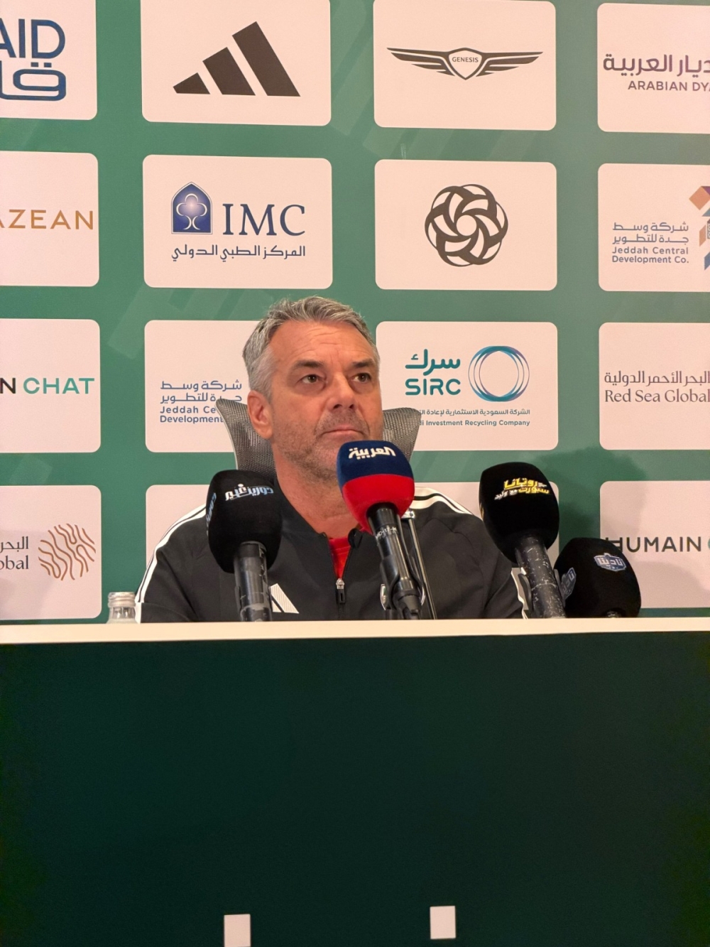 جماهير الأهلي تطالب برحيل بوسيتش بعد خسارة مذلة أمام الهلال في دوري روشن
