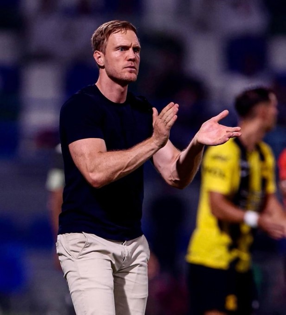 فينسينغ: فخور بفريقي بعد الفوز على النصر في دوري روشن للمحترفين