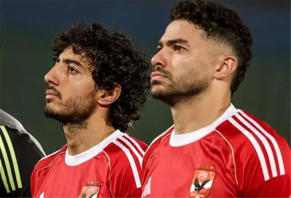 الأهلي يواجه تحديات في تجديد عقود محمد هاني وياسر إبراهيم وسط خلافات مالية